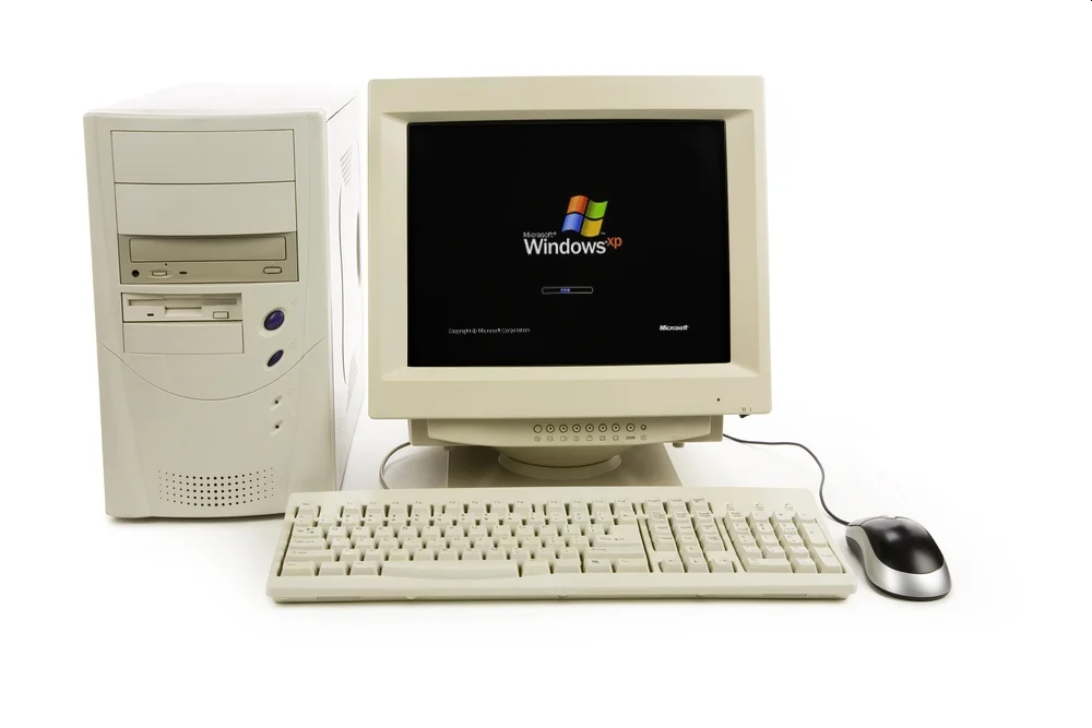 Ordinateur ancien utilisé dans les routines du web